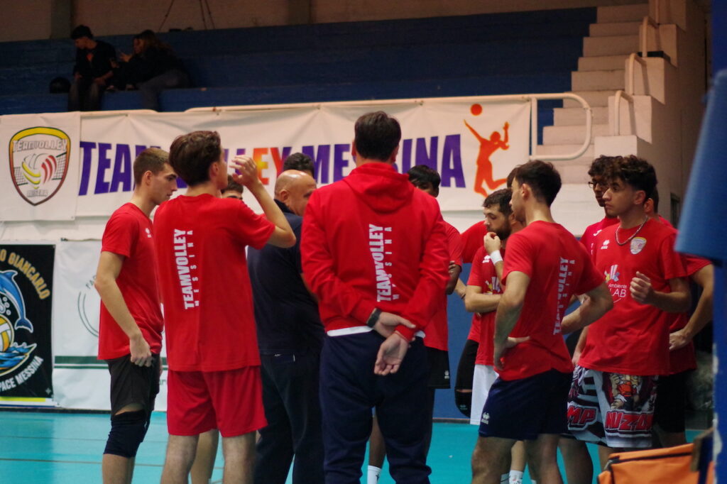 Ultima chiamata per la maschile, battere Giarre e sperare