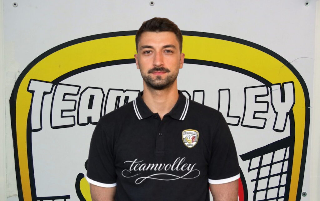 La Team Volley Messina piazza il colpo e alza il muro con Gabriele Rizzo
